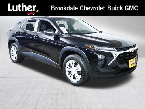 Mosaic Black Metallic 2024 Chevrolet Trax LS
