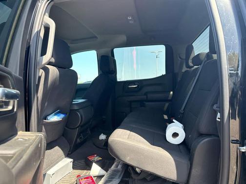 Black 2022 Chevrolet Silverado 1500 Custom Trail Boss