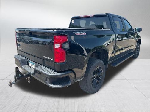Black 2022 Chevrolet Silverado 1500 Custom Trail Boss