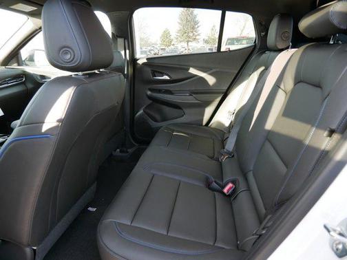 2025 Buick Envista Sport Touring FWD