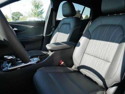 2025 Buick Envista Avenir FWD