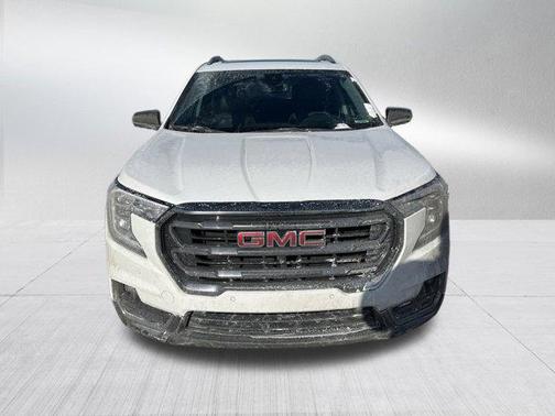 2024 GMC Terrain AWD AT4