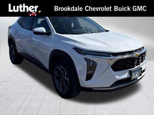 Summit White 2024 Chevrolet Trax LT