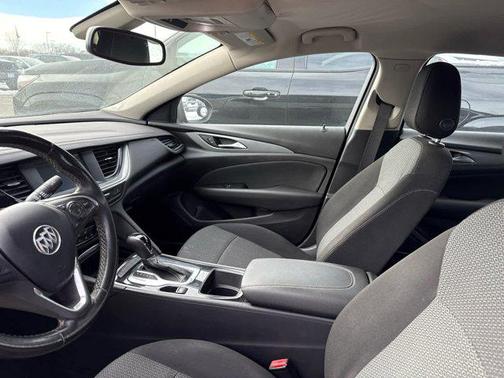 2018 Buick Regal Sportback Preferred