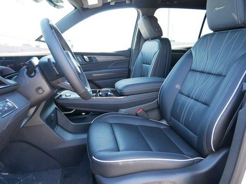 2025 Buick Enclave Avenir FWD