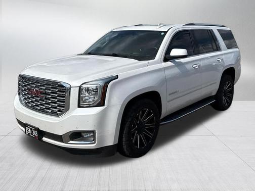 White Frost Tricoat 2020 GMC Yukon Denali