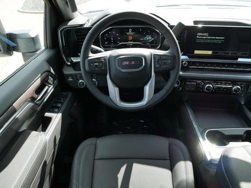 2025 GMC Sierra 3500 SLT