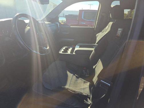 2017 Chevrolet Silverado 1500 2LT