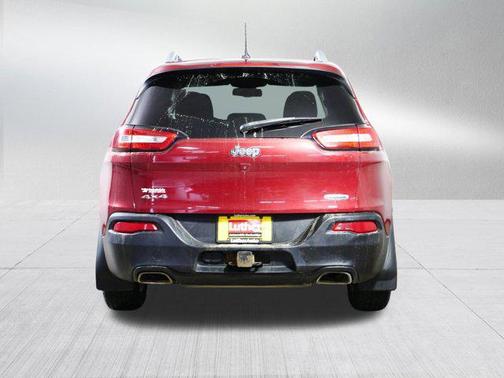 Deep Cherry Red Crystal Pearlcoat 2015 Jeep Cherokee Latitude