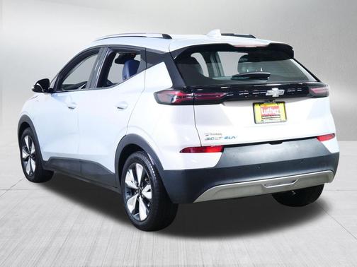 Silver Flare Metallic 2023 Chevrolet Bolt EUV FWD LT