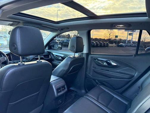 2023 GMC Terrain AWD AT4