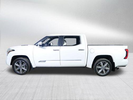 2024 Toyota Tundra Hybrid Capstone