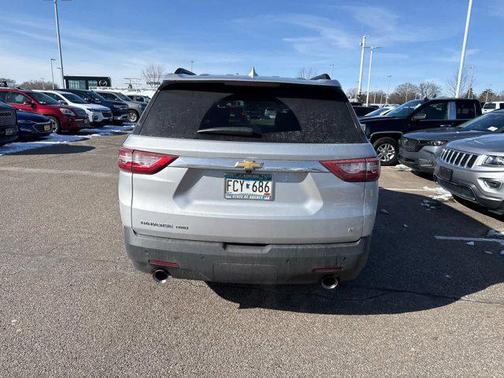 2021 Chevrolet Traverse LT Cloth
