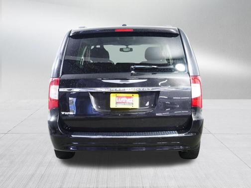 Mocha Java Pearlcoat 2015 Chrysler Town & Country Touring-L
