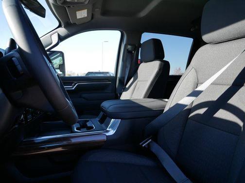 2026 Chevrolet Silverado 3500 LT