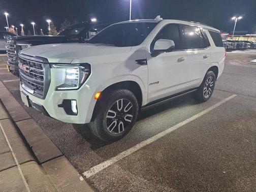 2024 GMC Yukon 4WD AT4