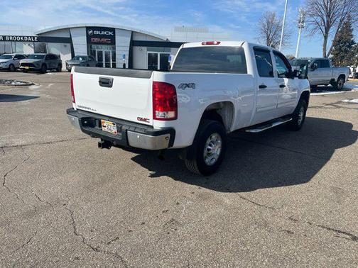 2009 GMC Sierra 2500 SLE Crew Cab