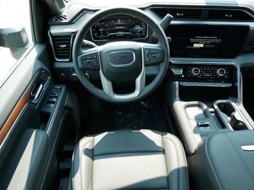 2025 GMC Sierra 3500 Denali
