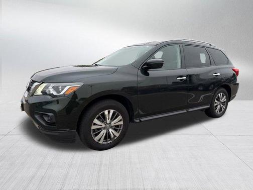 2018 Nissan Pathfinder SV