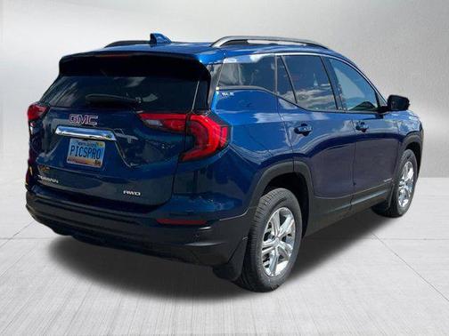 Blue Emerald Metallic 2020 GMC Terrain SLE