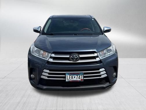 Shoreline Blue Pearl 2017 Toyota Highlander XLE