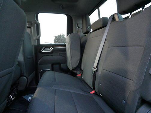 2026 GMC Sierra 3500 SLE