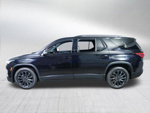 Mosaic Black Metallic 2024 Chevrolet Traverse RS