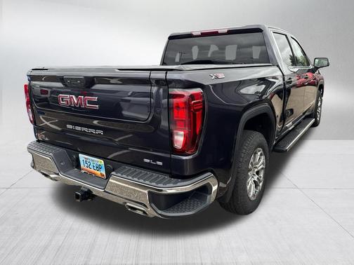 Titanium Rush Metallic 2023 GMC Sierra 1500 SLE