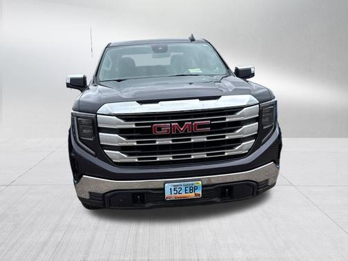 Titanium Rush Metallic 2023 GMC Sierra 1500 SLE