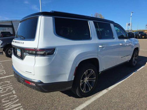 2022 Jeep Grand Wagoneer Series I 4x4