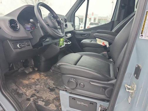 2021 Mercedes-Benz Sprinter 2500 Standard Roof