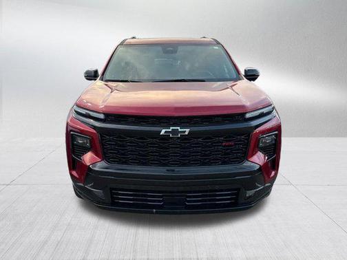 Radiant Red Tintcoat 2024 Chevrolet Traverse RS