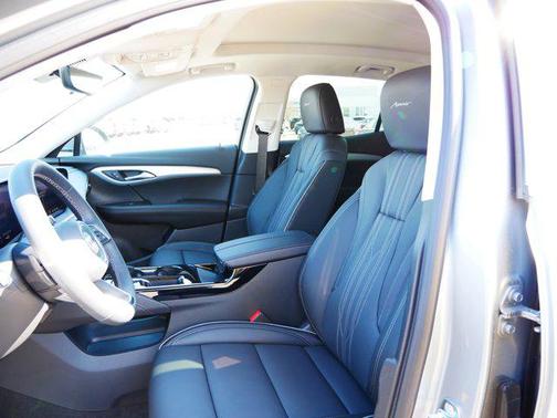 2025 Buick Envision Avenir AWD