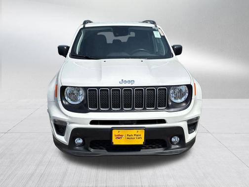 Alpine White Clearcoat 2023 Jeep Renegade Latitude
