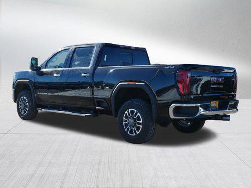 2026 GMC Sierra 2500 SLT
