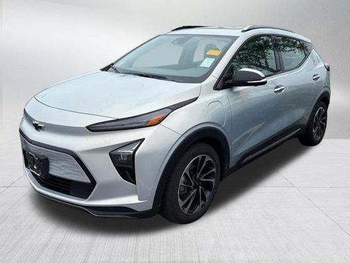 Silver Flare Metallic 2023 Chevrolet Bolt EUV FWD Premier