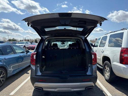 2021 GMC Acadia AWD SLT