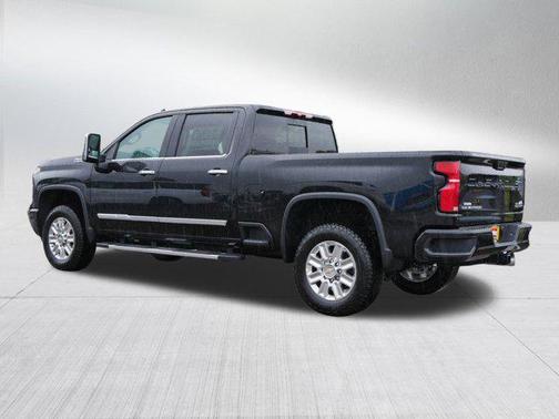 2025 Chevrolet Silverado 3500 High Country