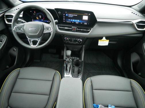 Mosaic Black Metallic 2026 Chevrolet Trailblazer ACTIV