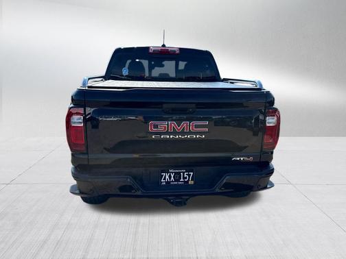 Onyx Black 2025 GMC Canyon AT4