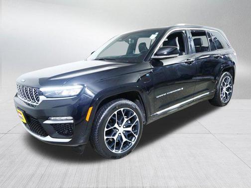 Diamond Black Crystal Pearlcoat 2024 Jeep Grand Cherokee 4xe Summit Reserve