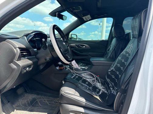 2022 Chevrolet Traverse Premier