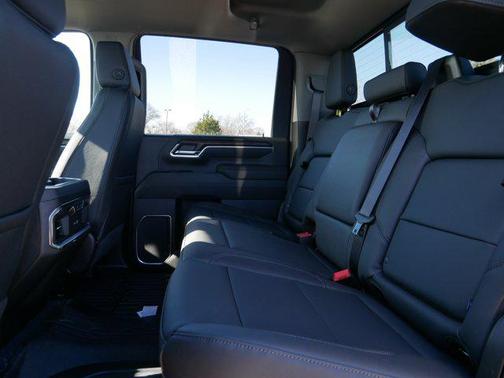 2026 GMC Sierra 3500 SLT