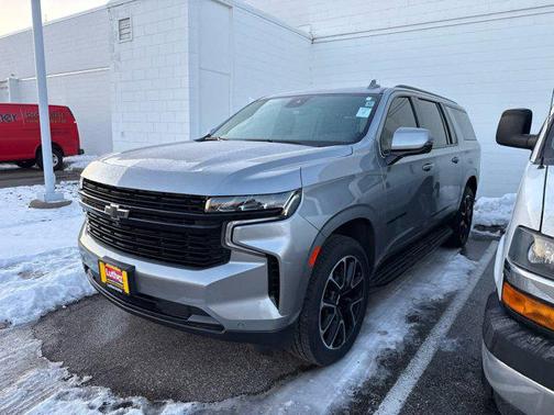 2024 Chevrolet Suburban RST