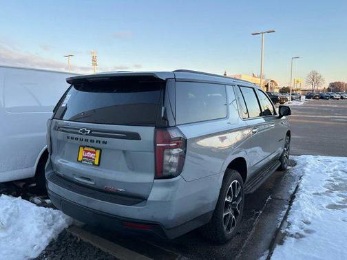 2024 Chevrolet Suburban RST