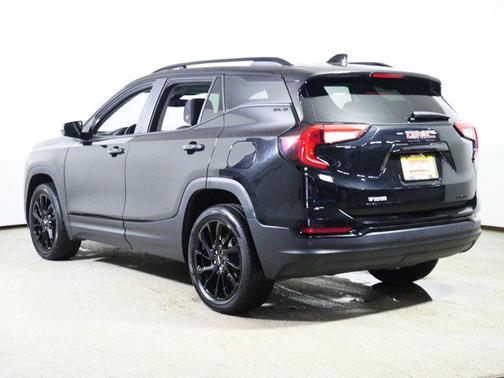Ebony Twilight Metallic 2023 GMC Terrain SLE