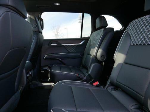 Glacier White Tricoat 2026 GMC Acadia Denali