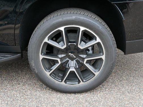 2026 Chevrolet Tahoe 4WD RST