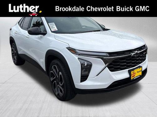 Summit White 2024 Chevrolet Trax FWD 2RS