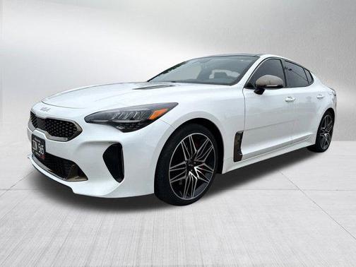 2022 Kia Stinger GT1
